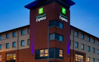 Luton, Holiday Inn Express